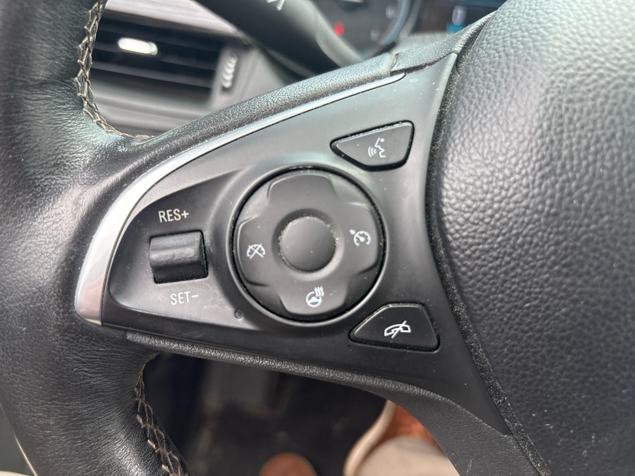Buick Envision FWD 4dr Essence 2017