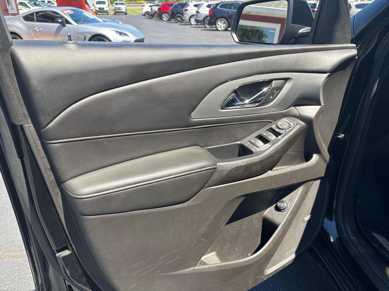 Chevrolet Traverse AWD 4dr RS 2021