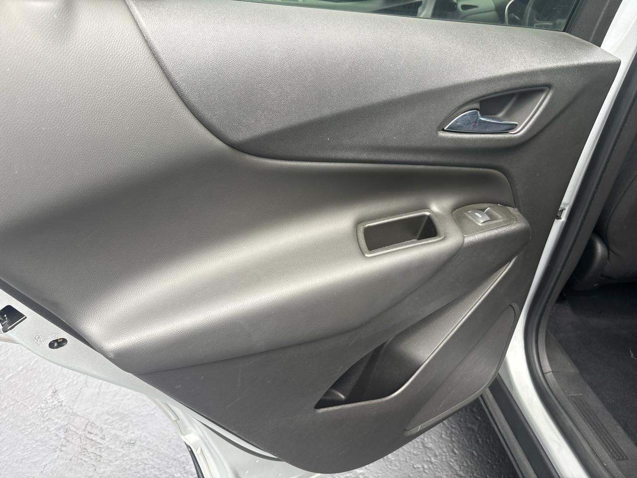 Chevrolet Equinox FWD 4dr LT w/1LT 2022