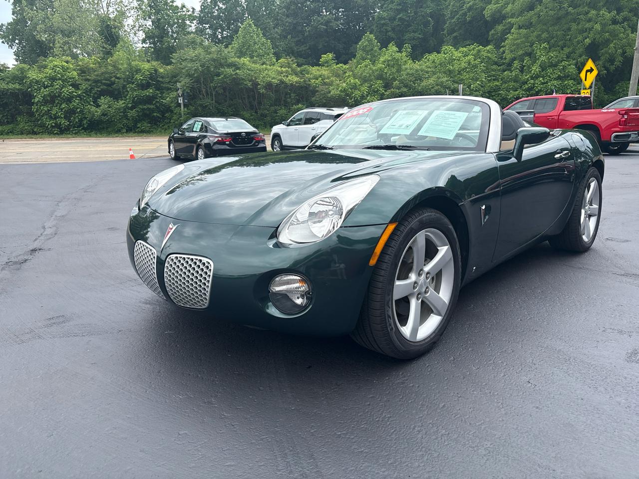 Pontiac Solstice 2dr Convertible 2006