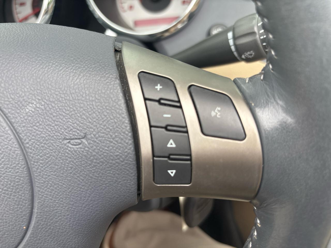 Pontiac Solstice 2dr Convertible 2006