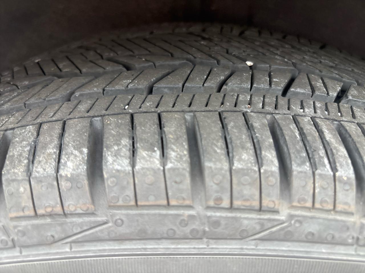 Buick Enclave FWD 4dr Essence 2023