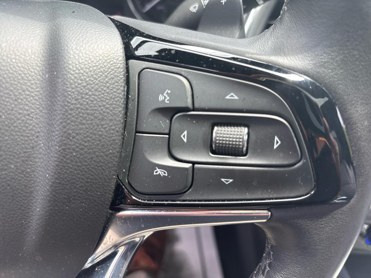 Buick Enclave FWD 4dr Essence 2023