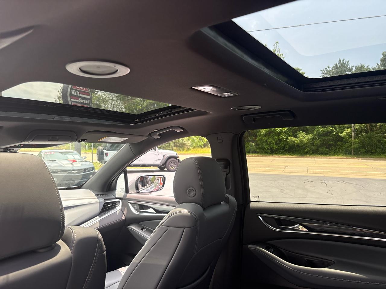 Buick Enclave FWD 4dr Essence 2023