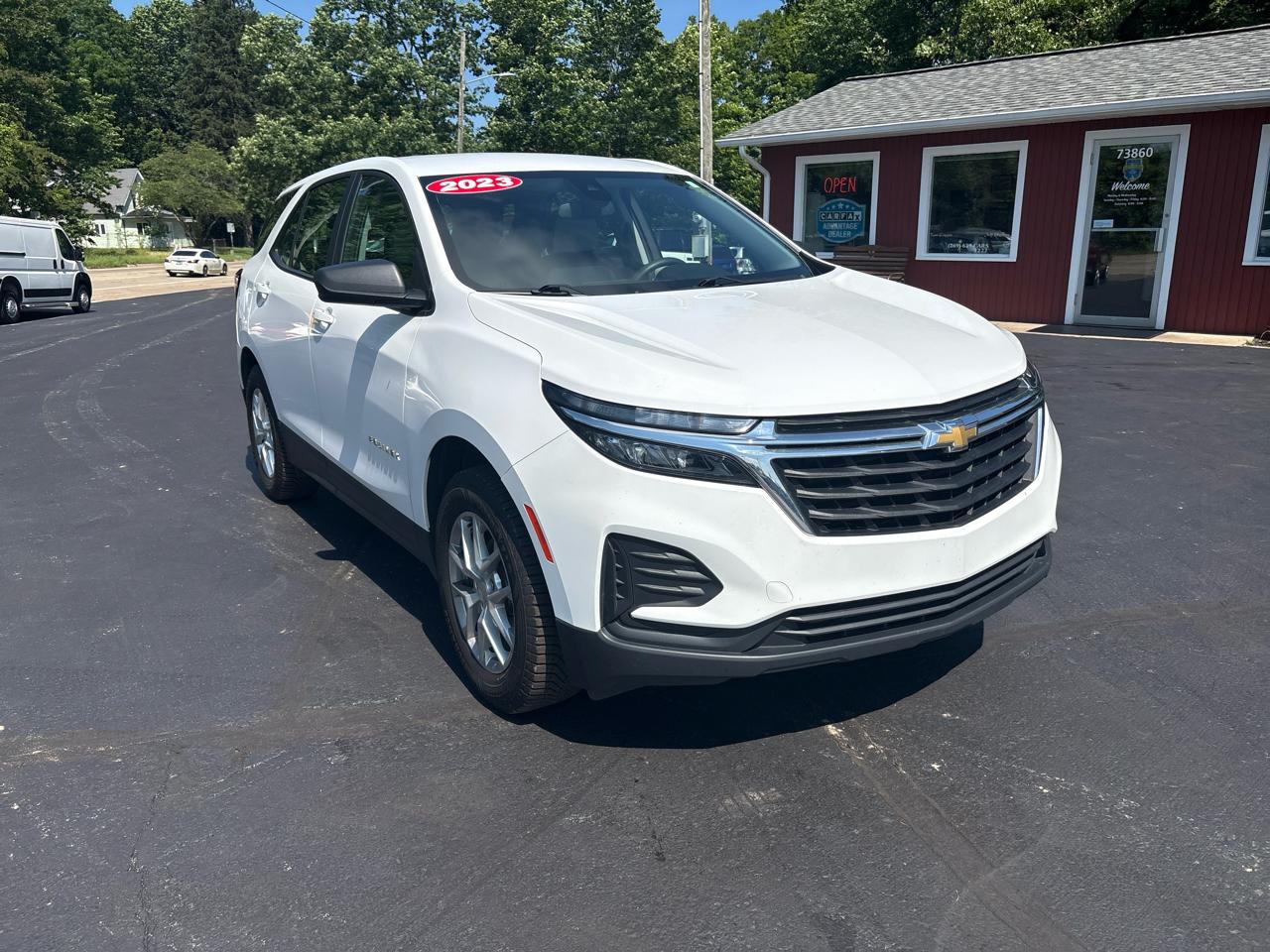 Chevrolet Equinox AWD 4dr LS w/1FL 2023
