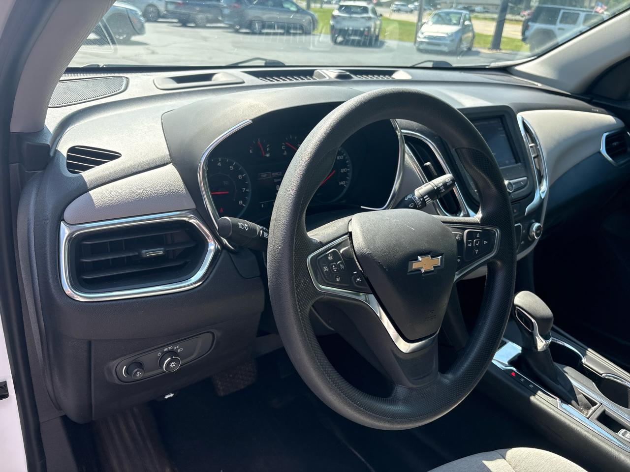 Chevrolet Equinox AWD 4dr LS w/1FL 2023