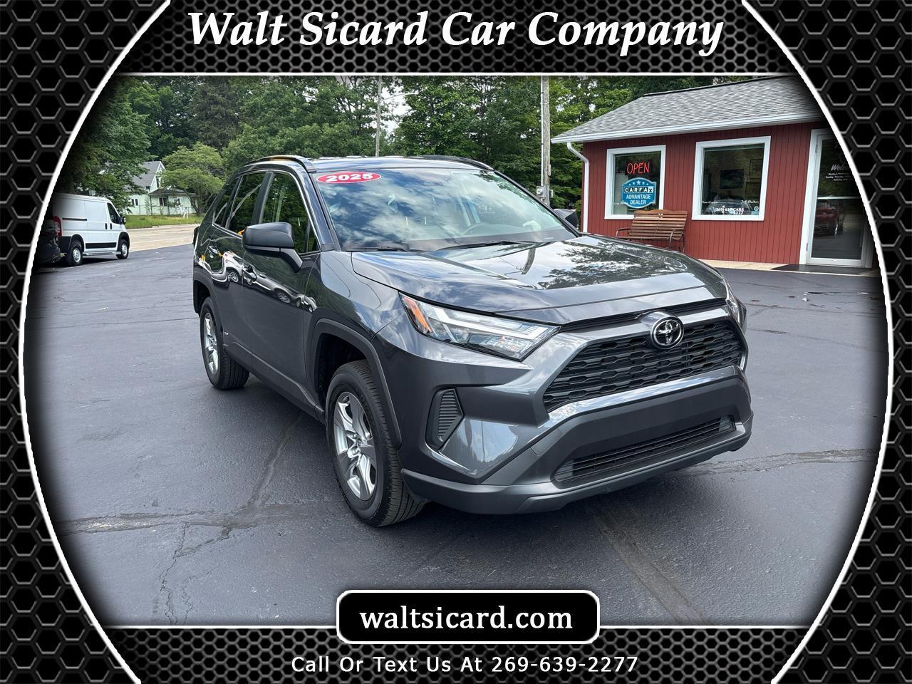 Toyota RAV4 Hybrid LE AWD (Natl) 2025