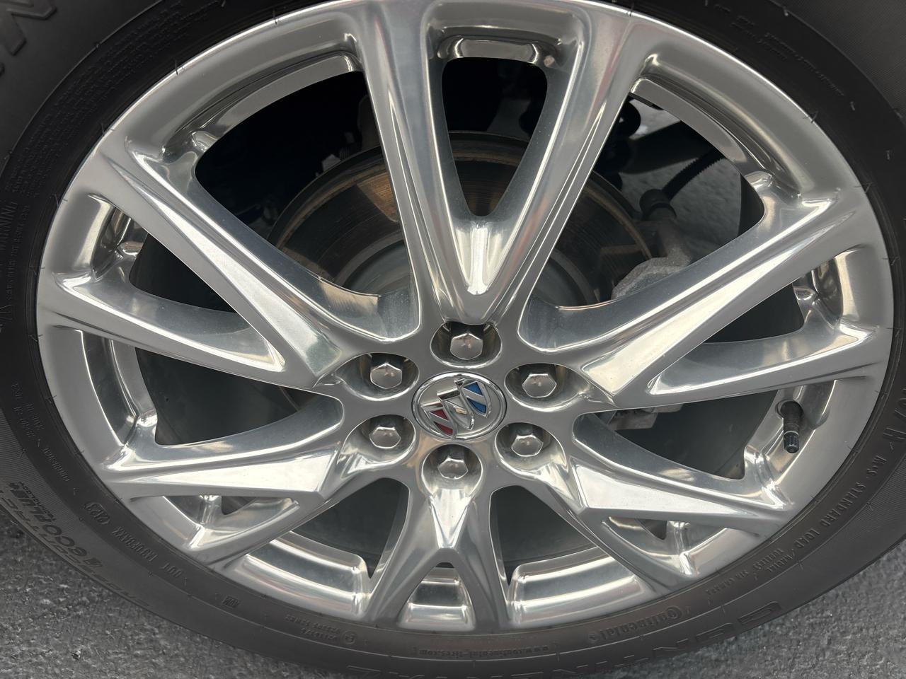 Buick Enclave AWD 4dr Essence 2023