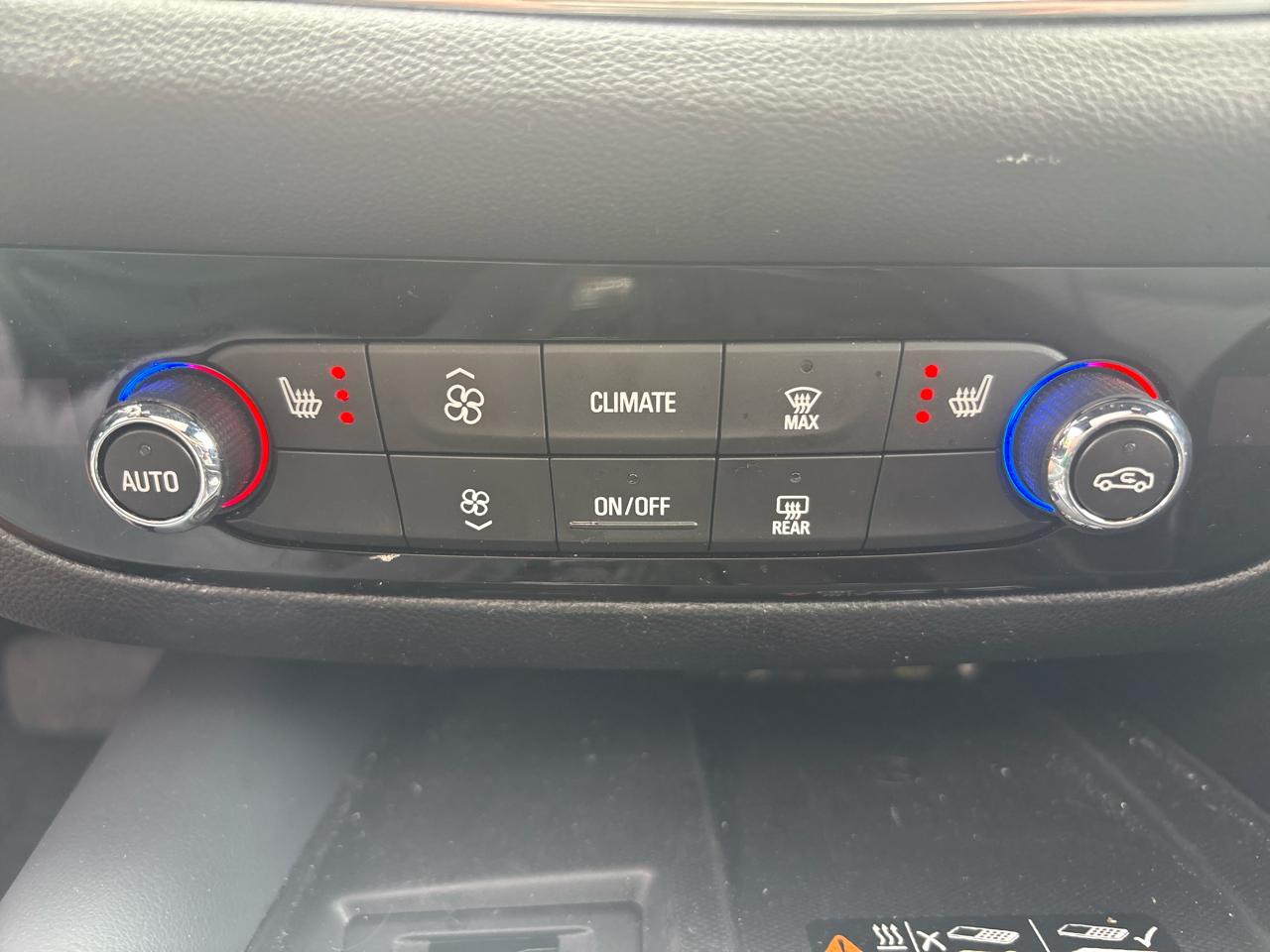 Buick Enclave AWD 4dr Essence 2023