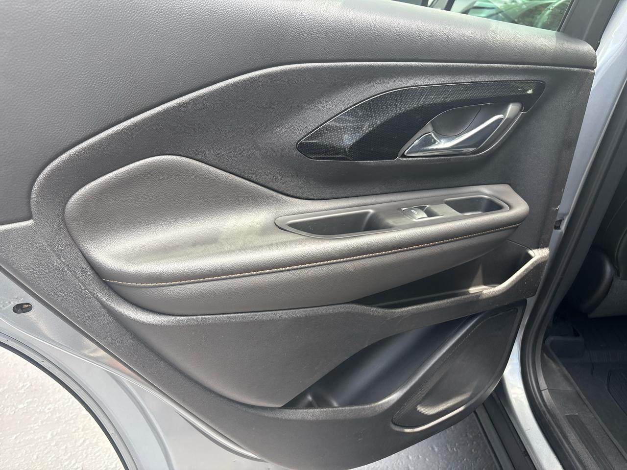 GMC Terrain  2023