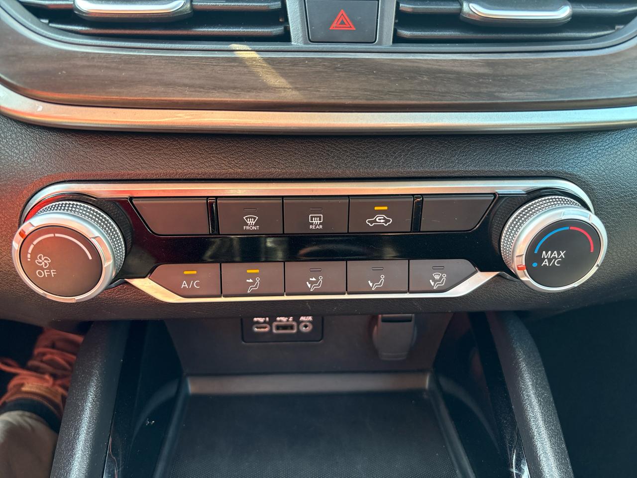 Nissan Altima 2.5 SV Sedan 2024