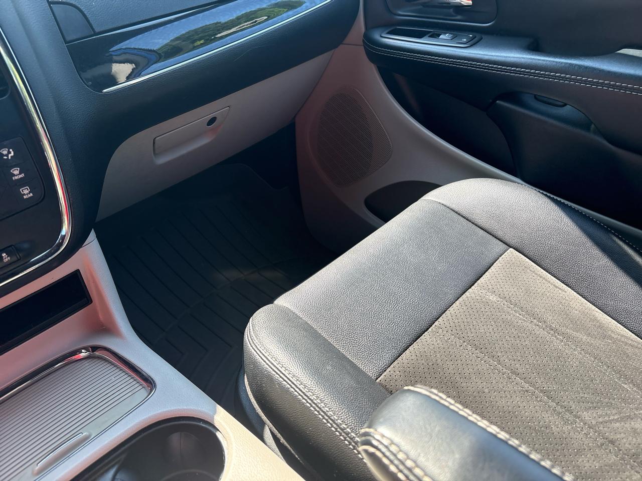 Dodge Grand Caravan SXT Wagon 2020