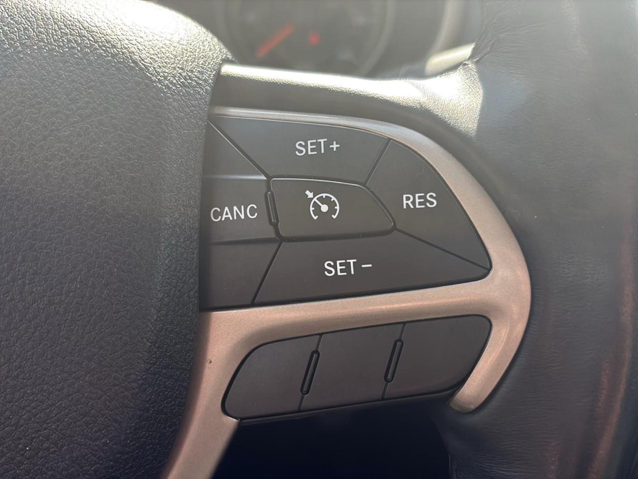 Jeep Cherokee 4WD 4dr Limited 2015