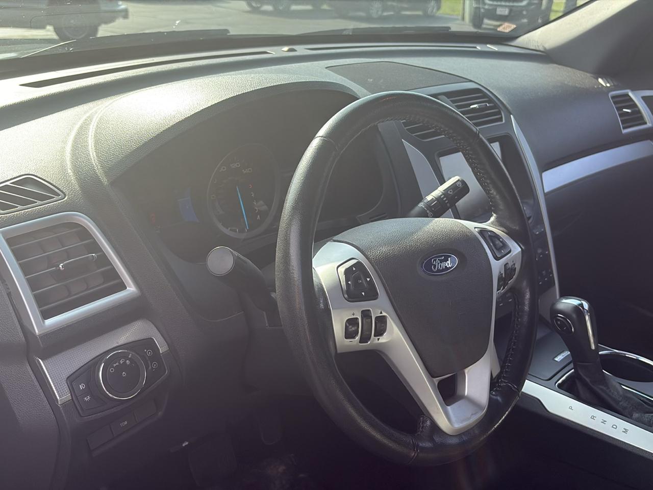 Ford Explorer 4WD 4dr XLT 2013