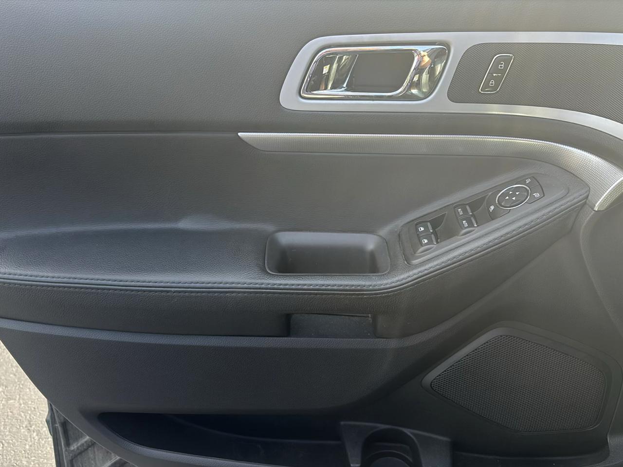 Ford Explorer 4WD 4dr XLT 2013