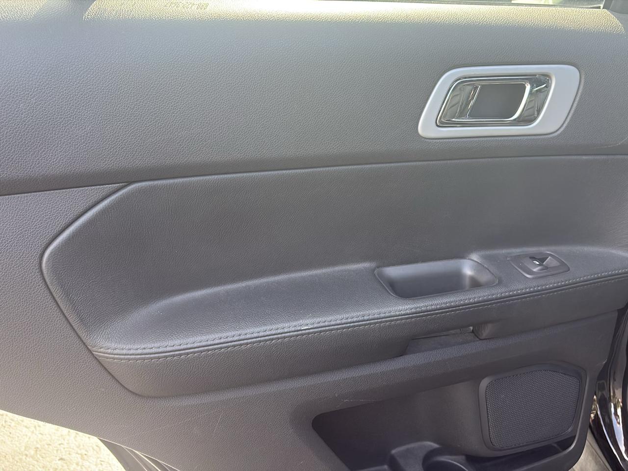 Ford Explorer 4WD 4dr XLT 2013