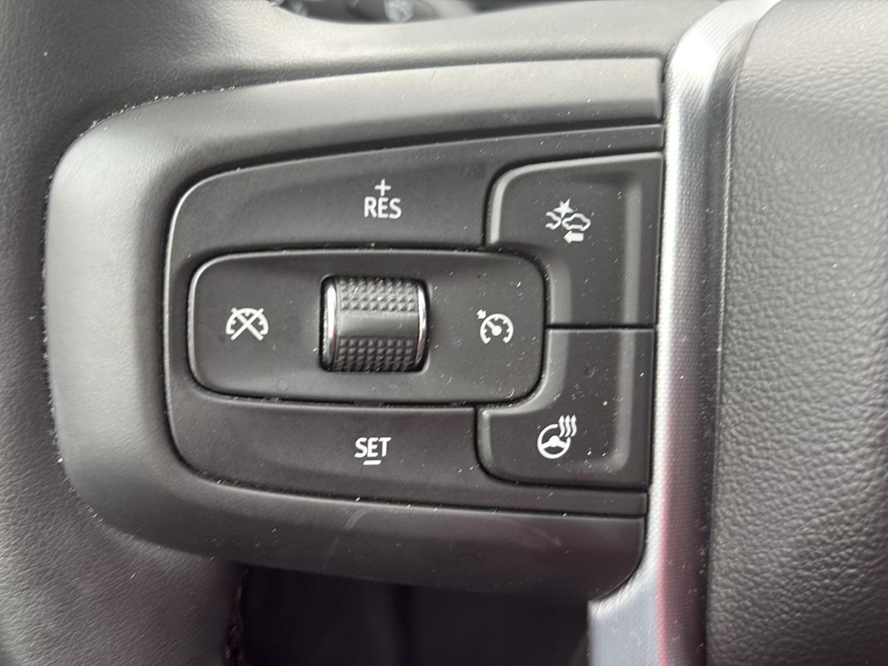 GMC Sierra 1500 4WD Crew Cab 147" Elevation w/3VL 2024