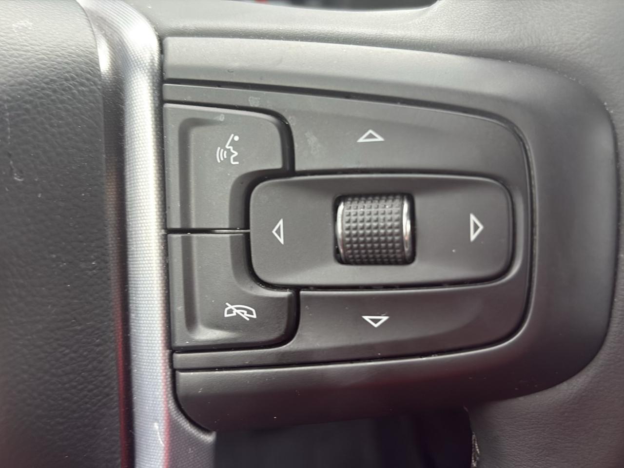 GMC Sierra 1500 4WD Crew Cab 147" Elevation w/3VL 2024