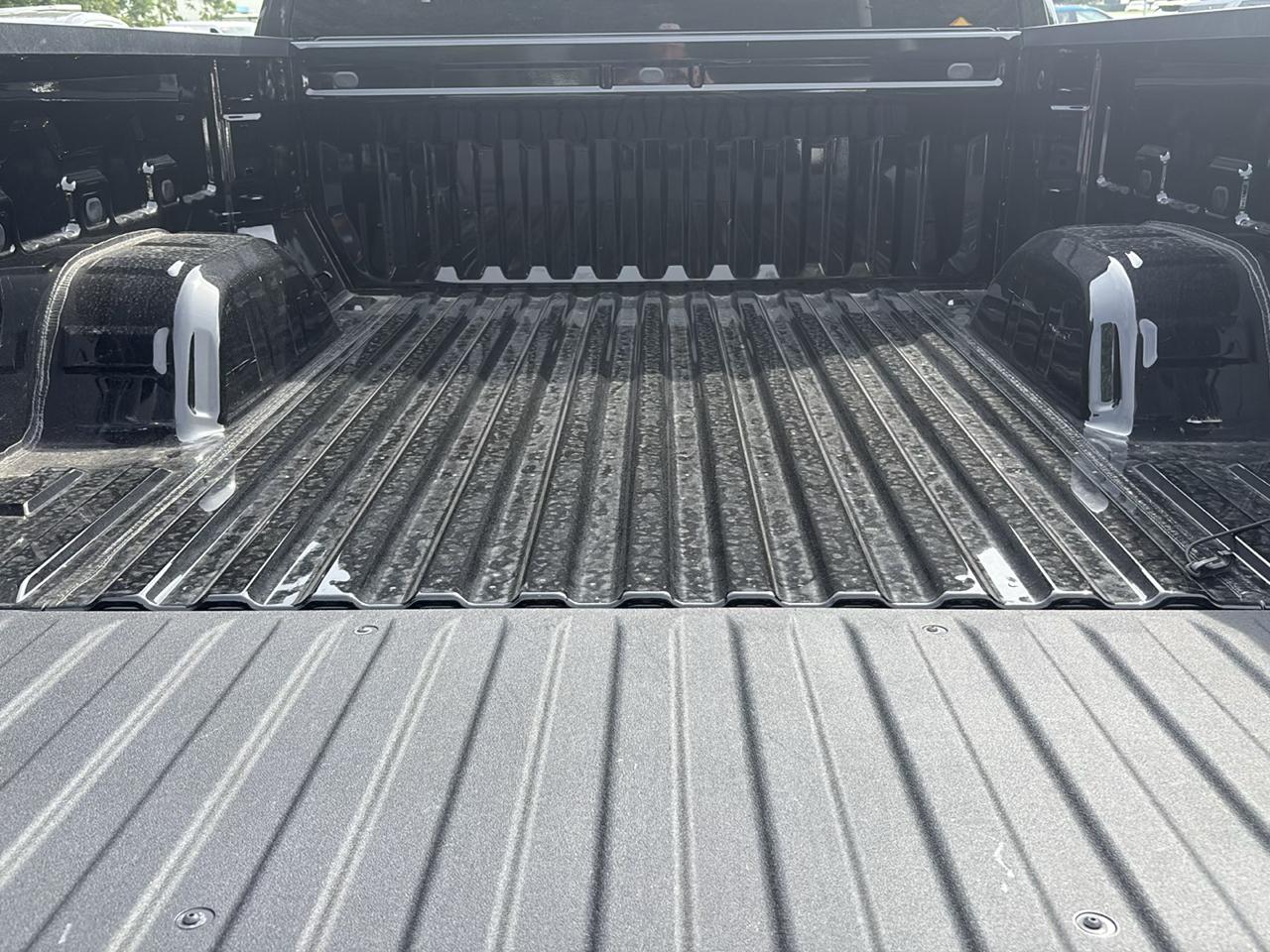 Chevrolet Silverado 1500 4WD Crew Cab 147" LT w/2FL 2023