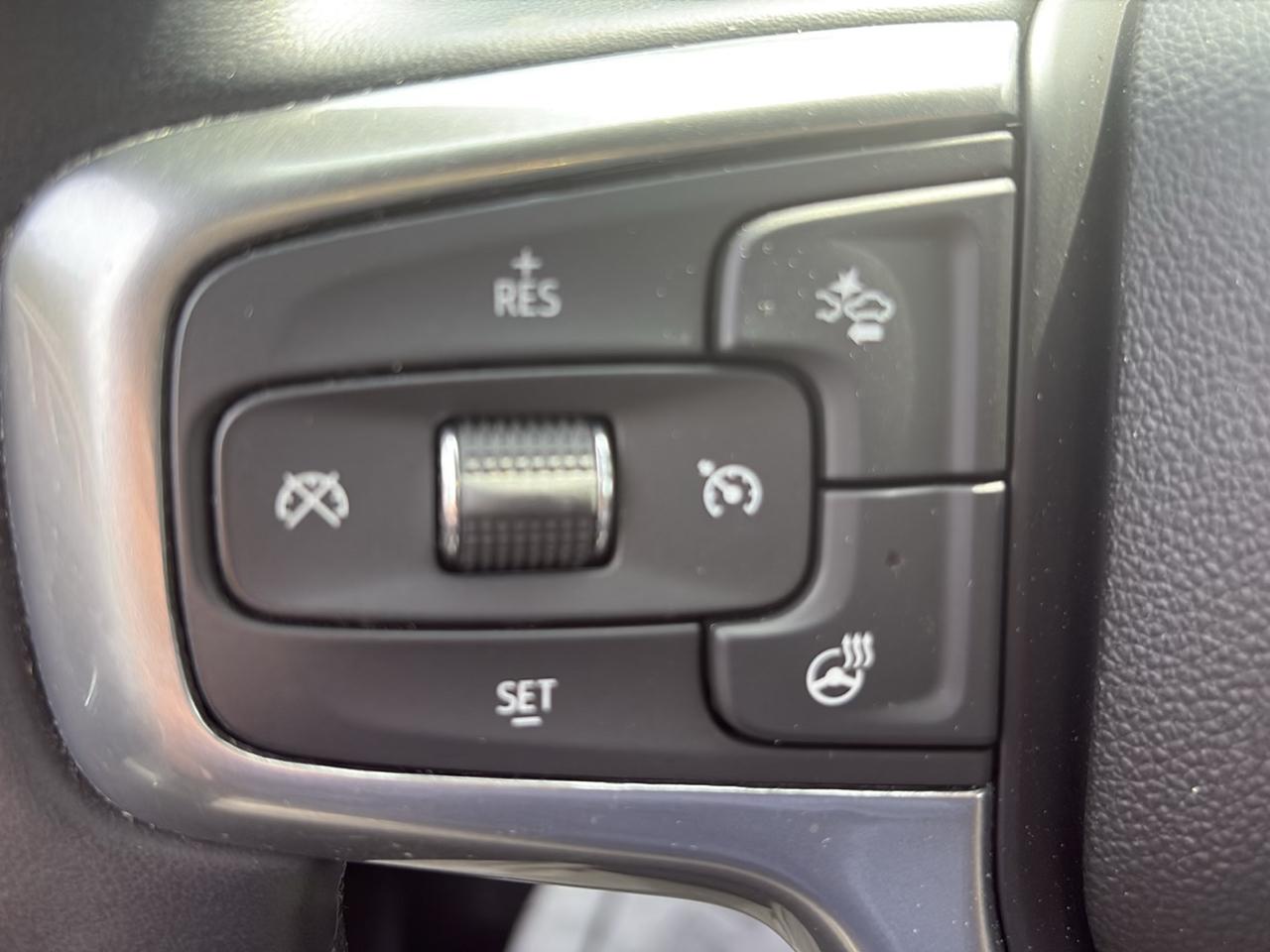 Chevrolet Silverado 1500 4WD Crew Cab 147" LT w/2FL 2023