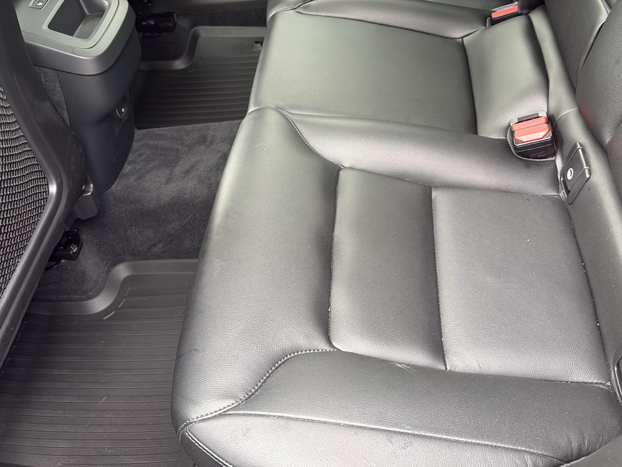 Volvo XC60 B5 AWD Core Dark Theme 2024