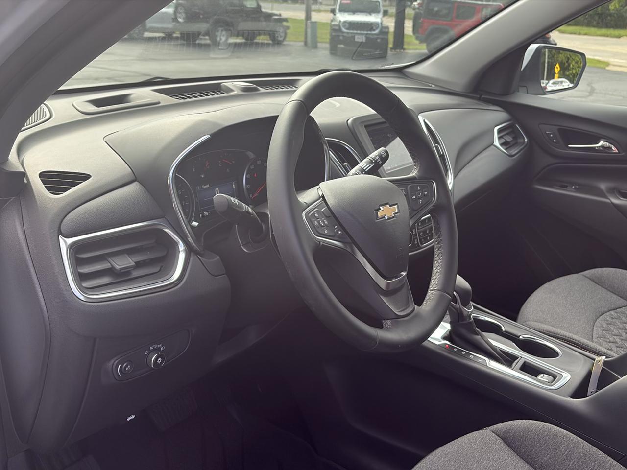 Chevrolet Equinox AWD 4dr LT w/1LT 2024