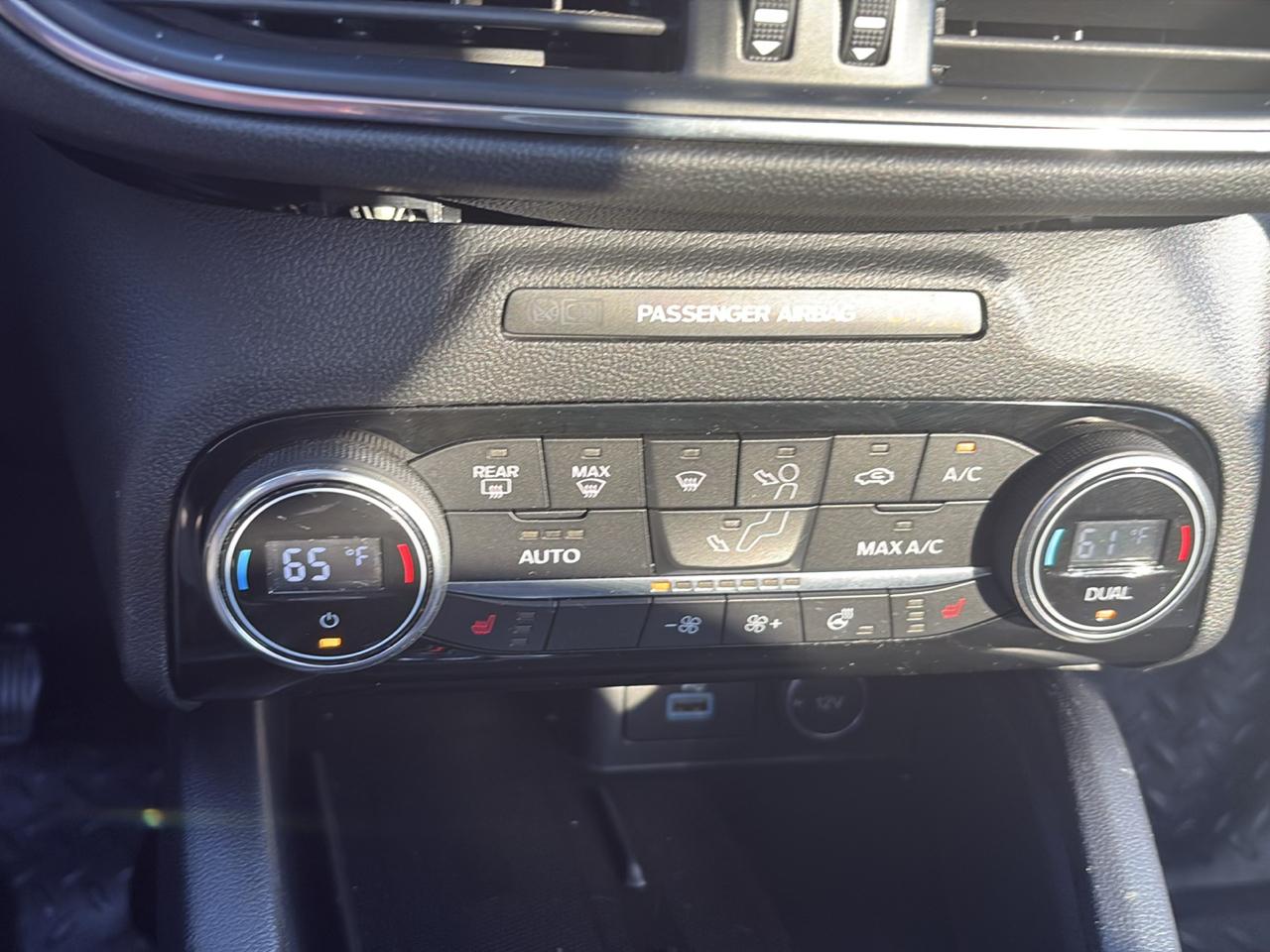 Ford Escape Titanium AWD 2021