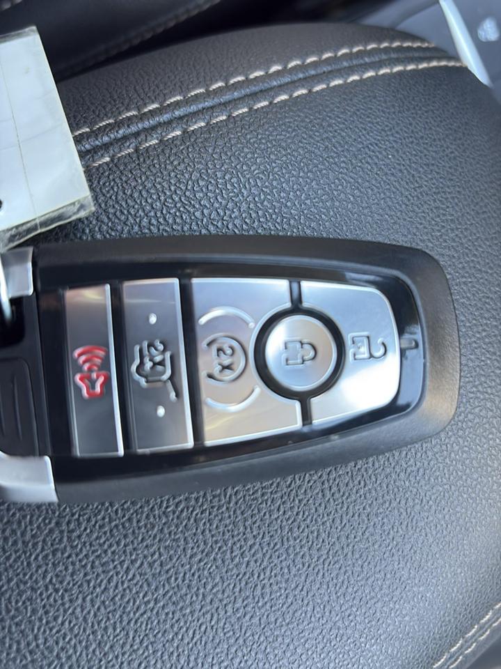 Ford Escape Titanium AWD 2021