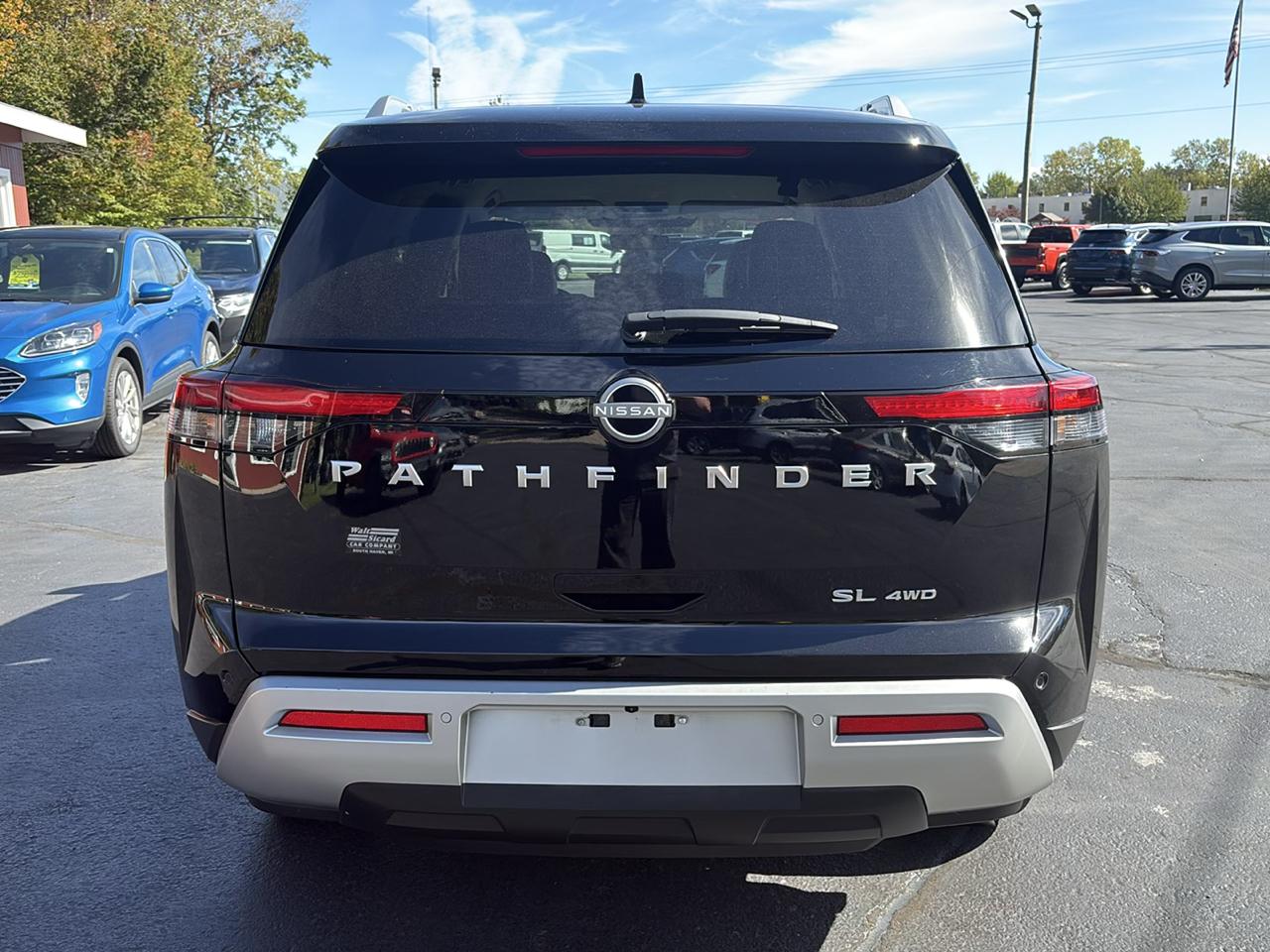 Nissan Pathfinder SL 4WD 2025