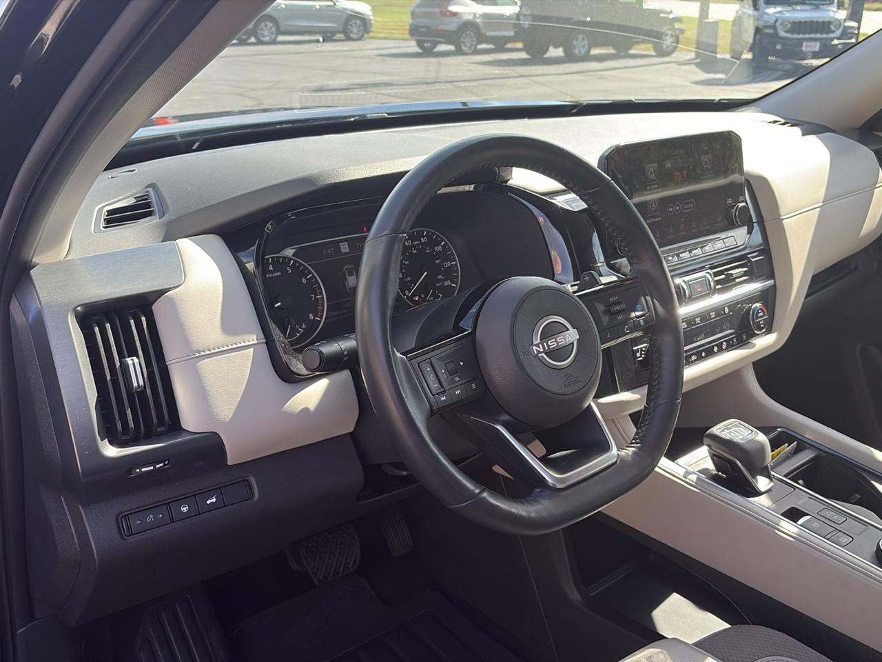 Nissan Pathfinder SL 4WD 2025