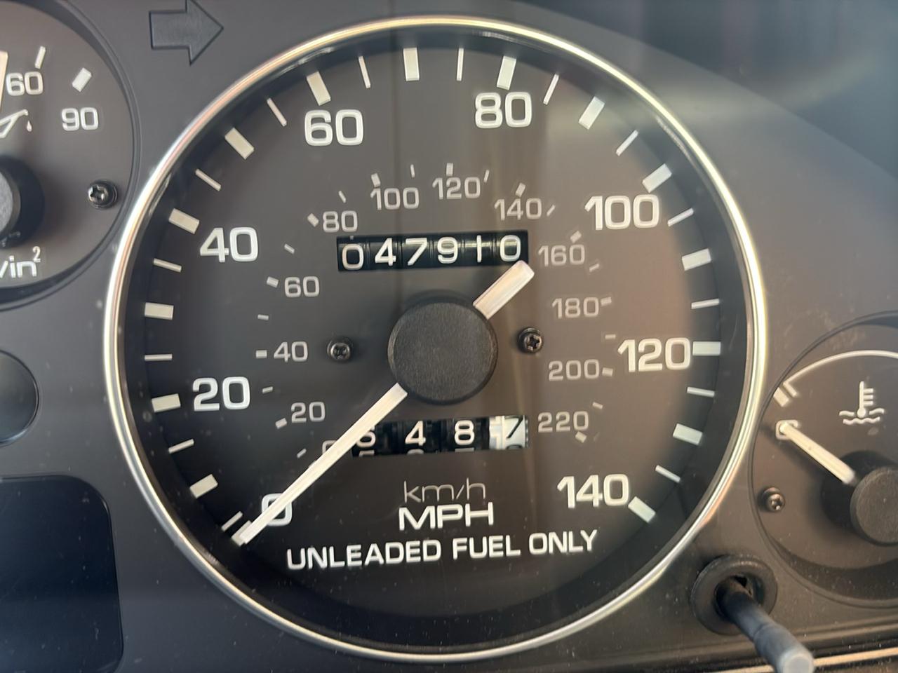 Mazda MX-5 Miata 2dr Coupe Convertible 1990
