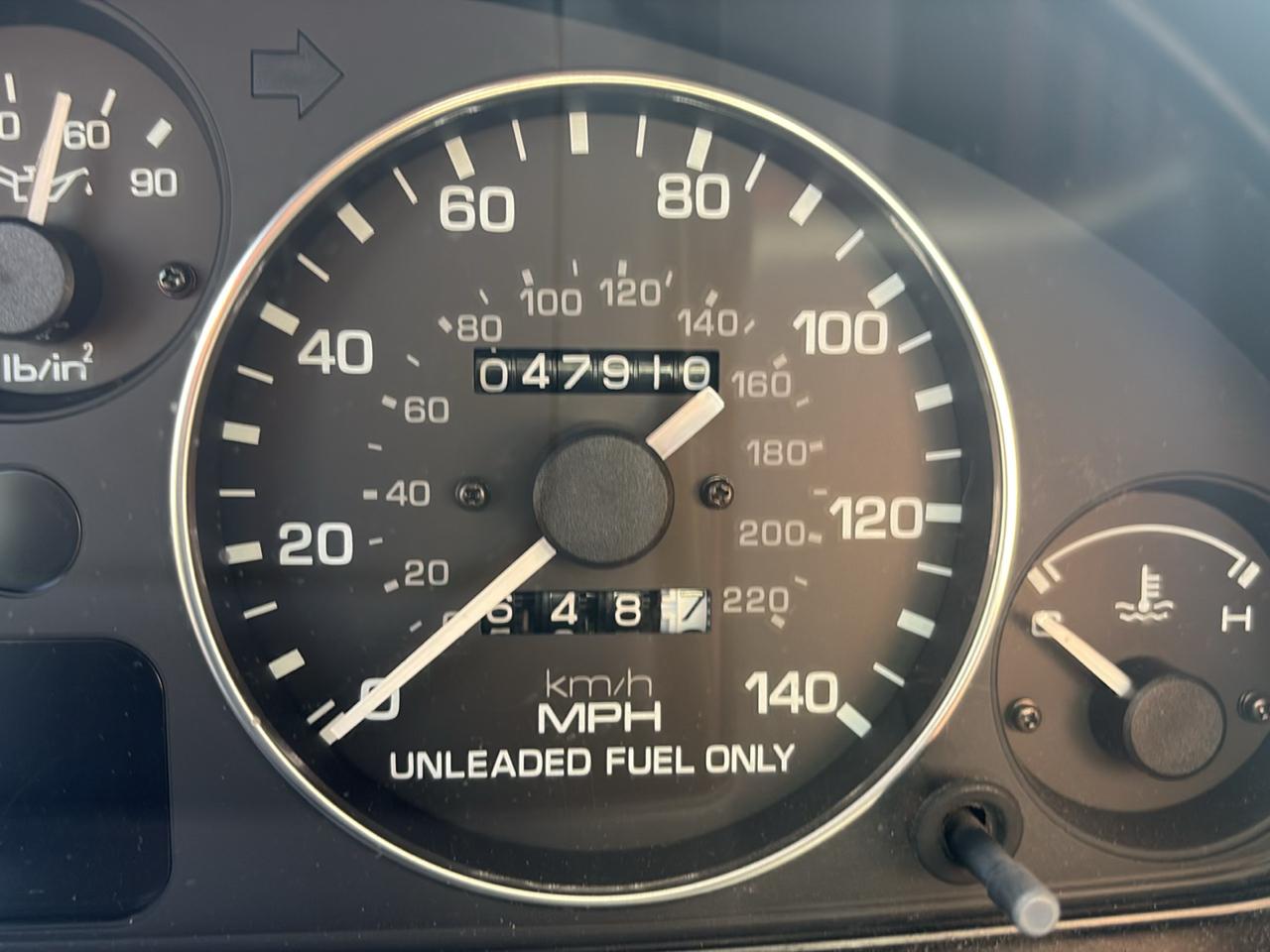 Mazda MX-5 Miata 2dr Coupe Convertible 1990