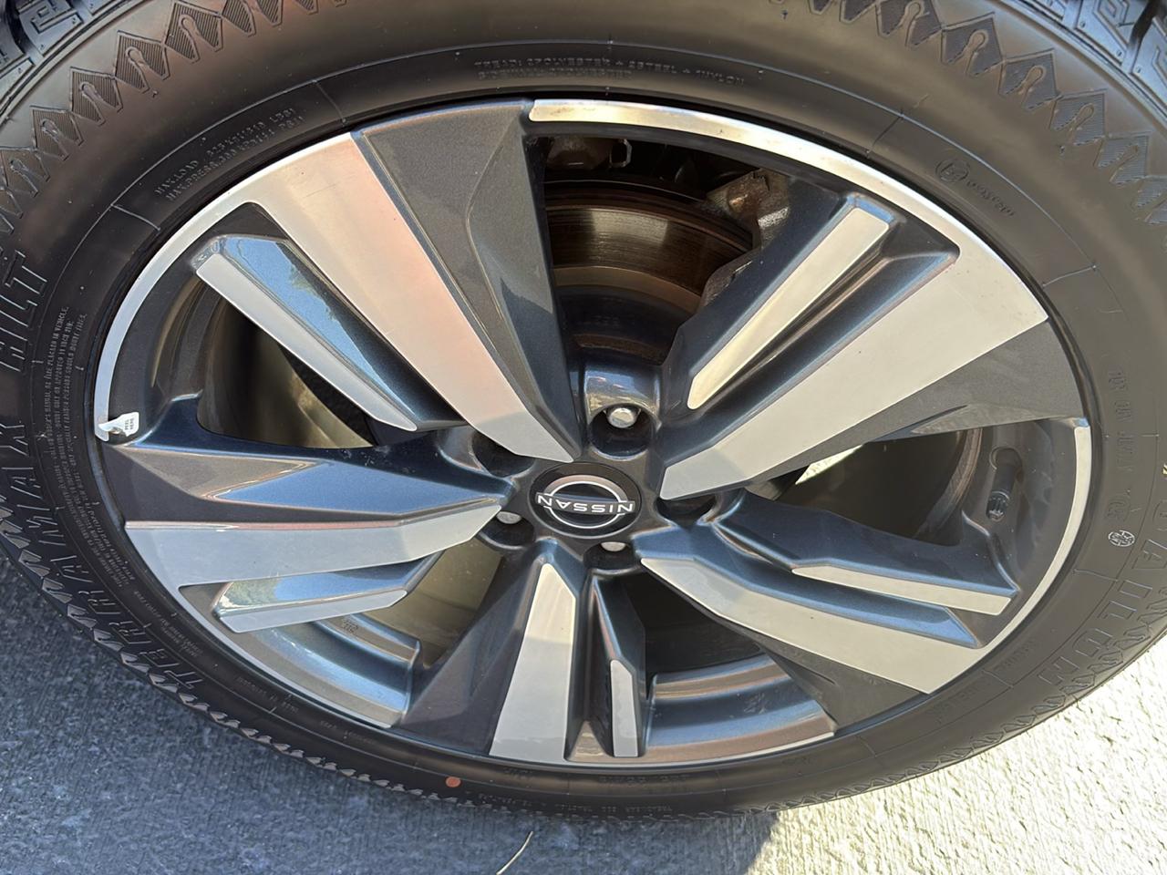 Nissan Rogue AWD SL *Ltd Avail* 2026
