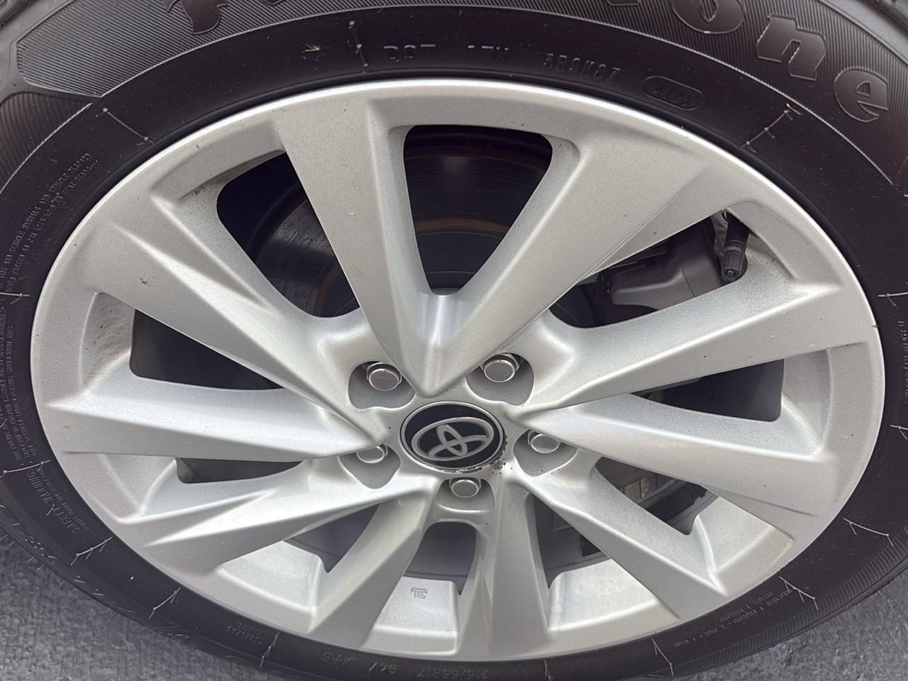 Toyota Camry LE Auto (Natl) 2024