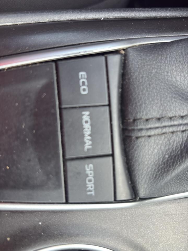 Toyota Camry LE Auto (Natl) 2024