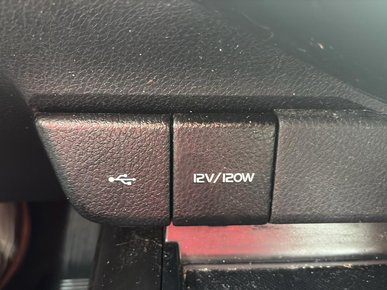 Toyota Camry LE Auto (Natl) 2024