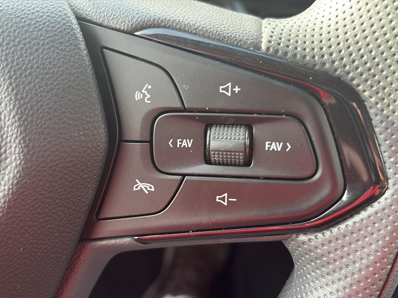 Chevrolet Trax FWD 4dr LS 2025