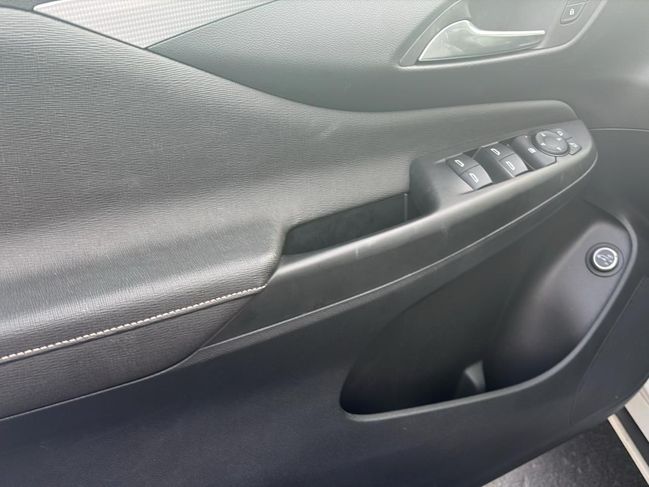 Buick Envista FWD 4dr Avenir 2025