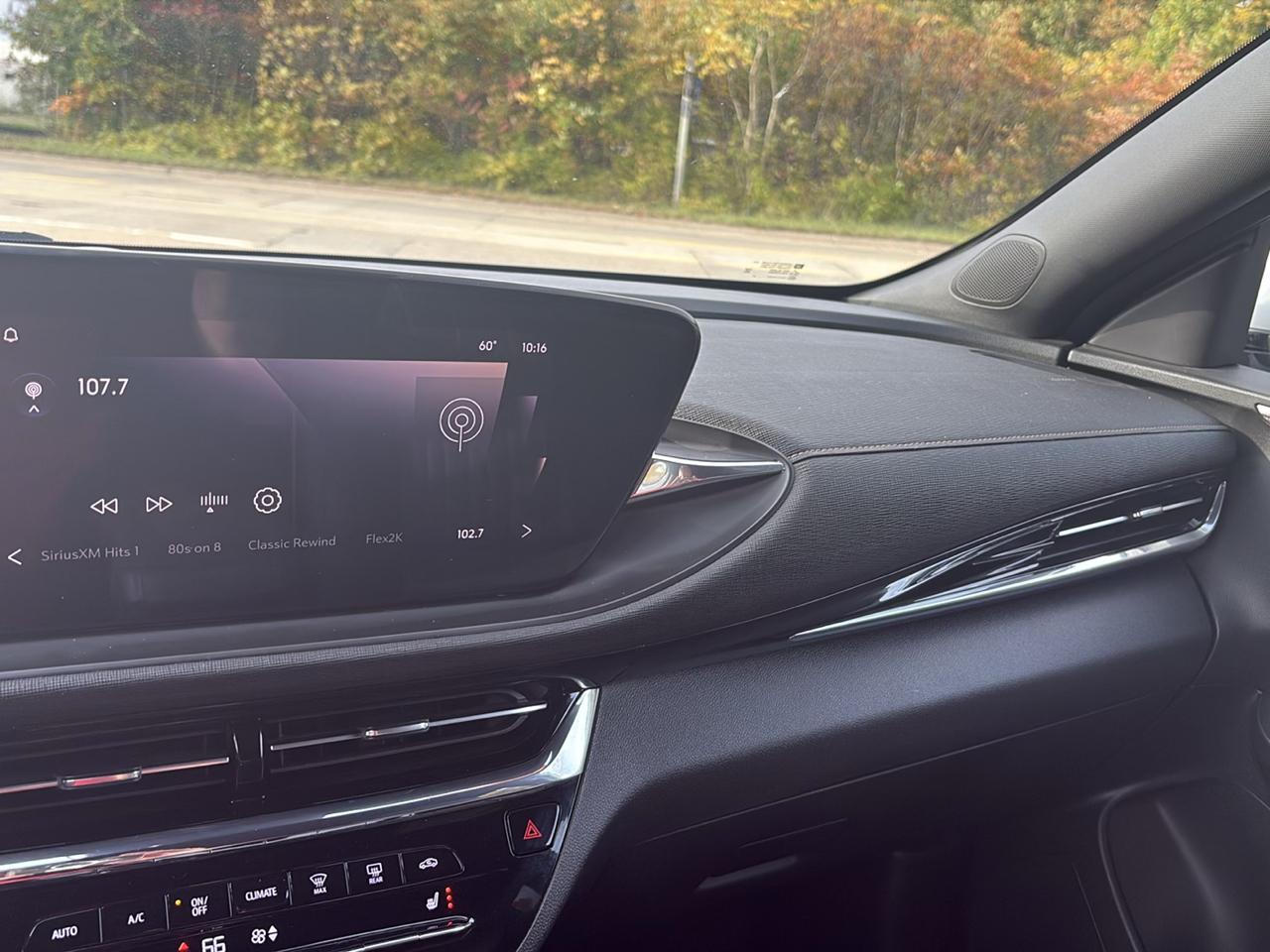 Buick Envista FWD 4dr Avenir 2025