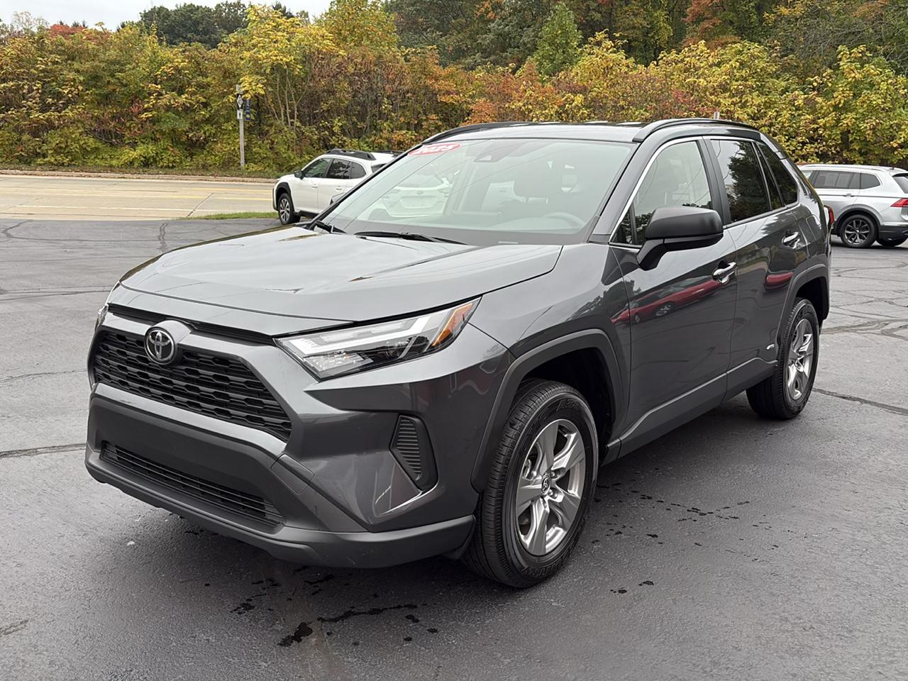 Toyota RAV4 Hybrid LE AWD (Natl) 2025