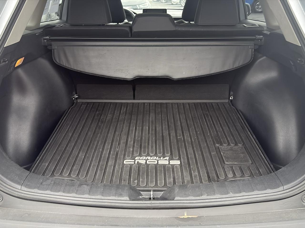 Toyota Corolla Cross LE 4WD (Natl) 2022