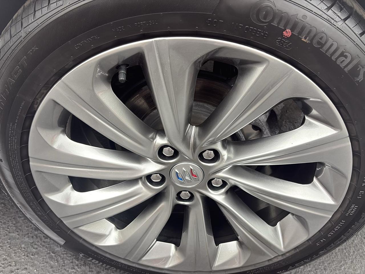 Buick Envista FWD 4dr Avenir 2025