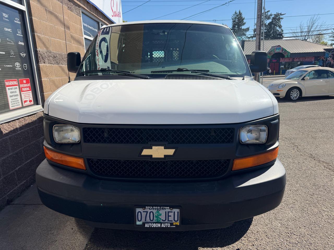 Chevrolet Express Cargo Van RWD 2500 135" 2016