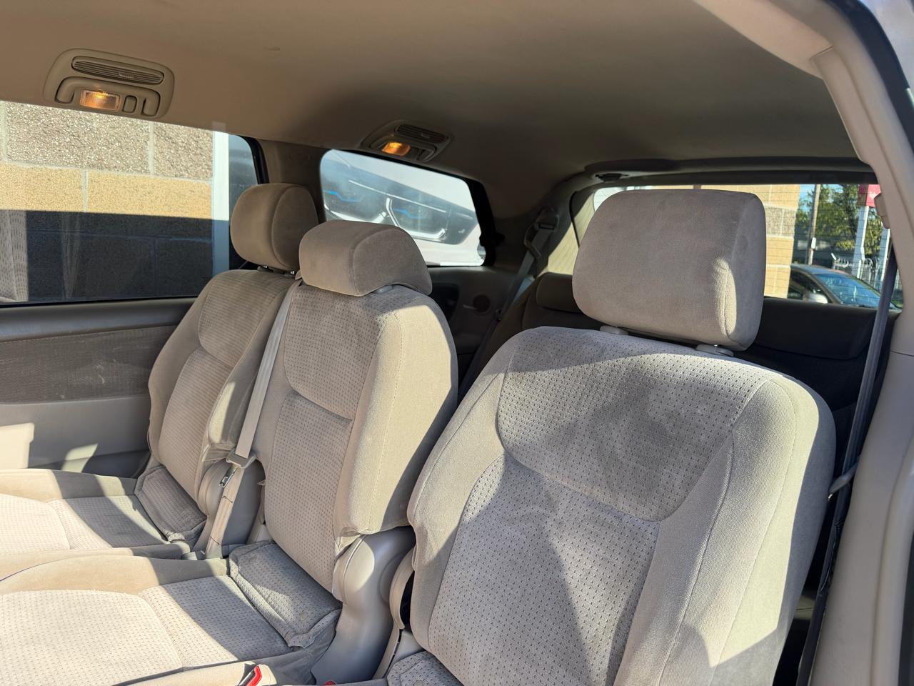 Toyota Sienna 5dr 7-Pass Van CE FWD (Natl) 2008