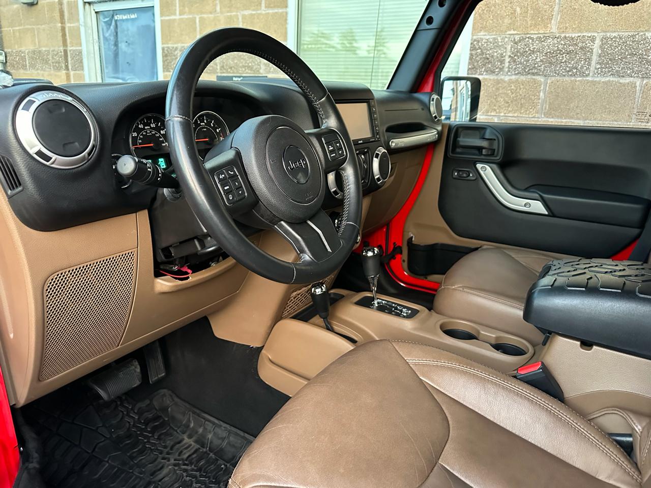 Jeep Wrangler Unlimited 4WD 4dr Sahara 2015