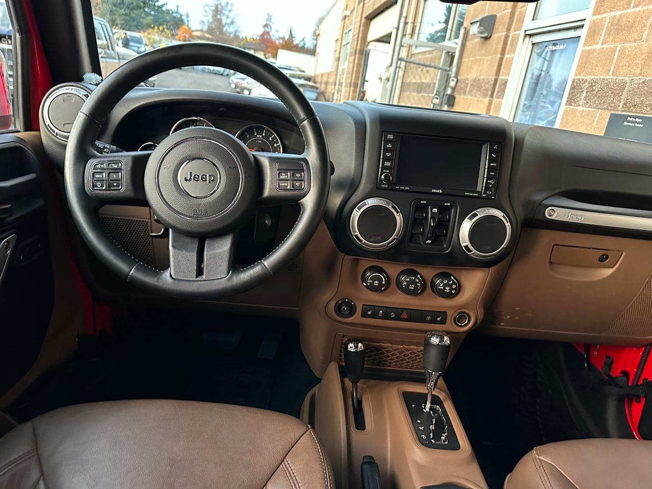 Jeep Wrangler Unlimited 4WD 4dr Sahara 2015