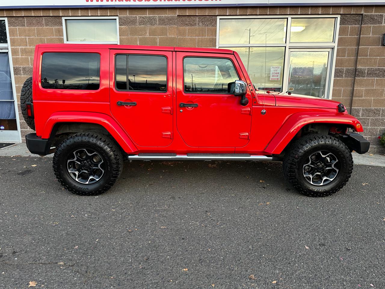 Jeep Wrangler Unlimited 4WD 4dr Sahara 2015