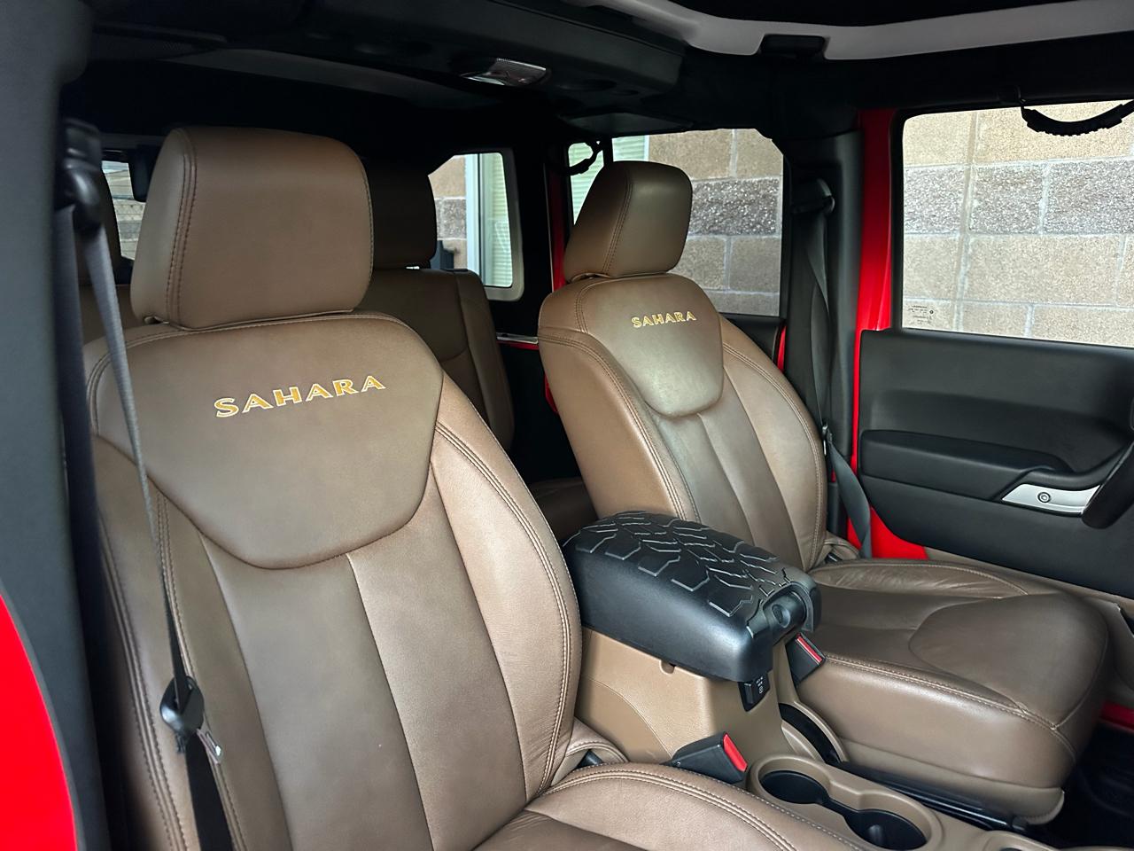 Jeep Wrangler Unlimited 4WD 4dr Sahara 2015