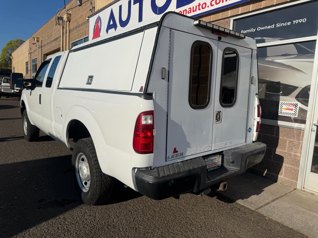 Ford Super Duty F-250 SRW 4WD SuperCab 142" Lariat 2012