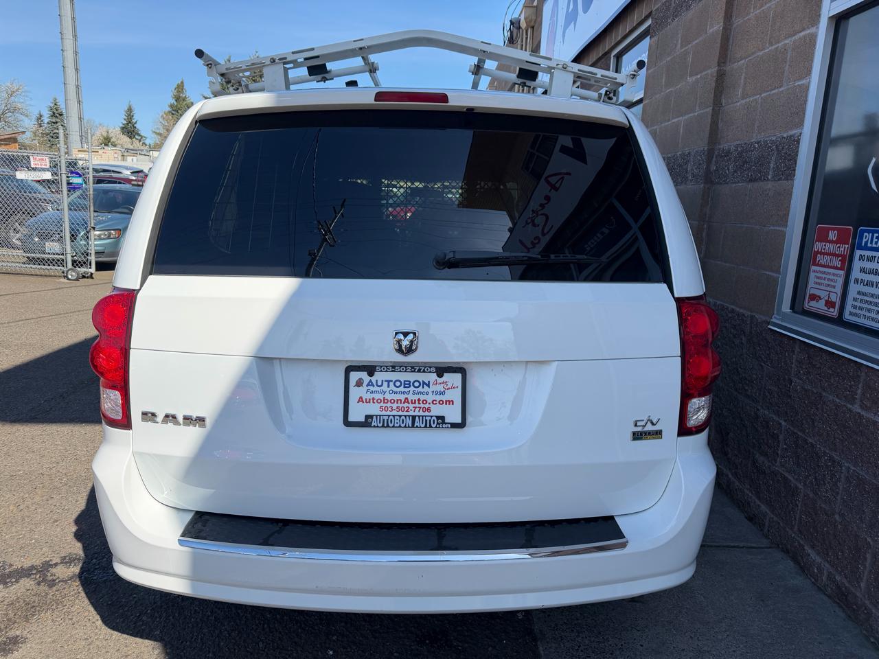 RAM Cargo Van 119" WB Tradesman 2014